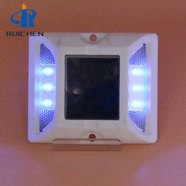 Constant Bright Road Solar Stud Light In China With Stem